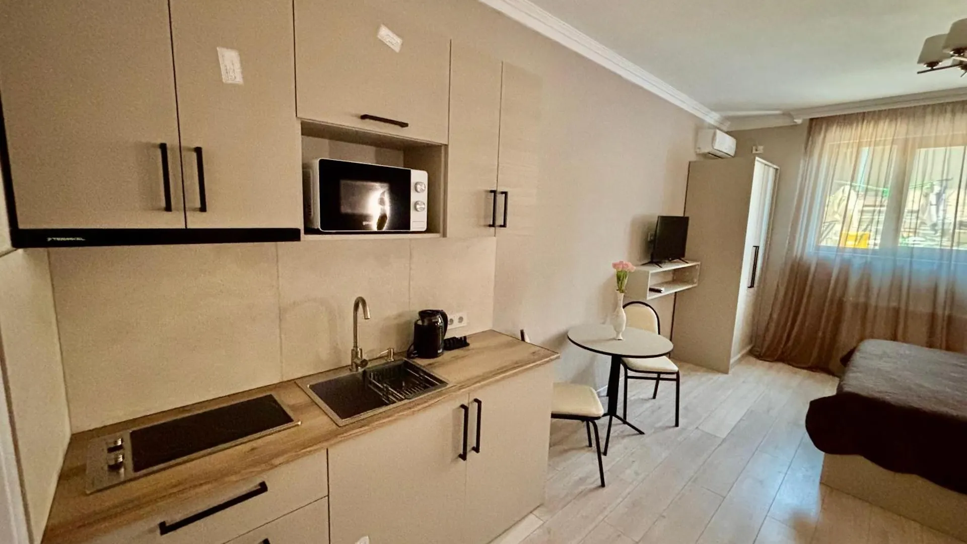 Apart-Hotel Ritmari Tiflis 0*,  Gürcistan